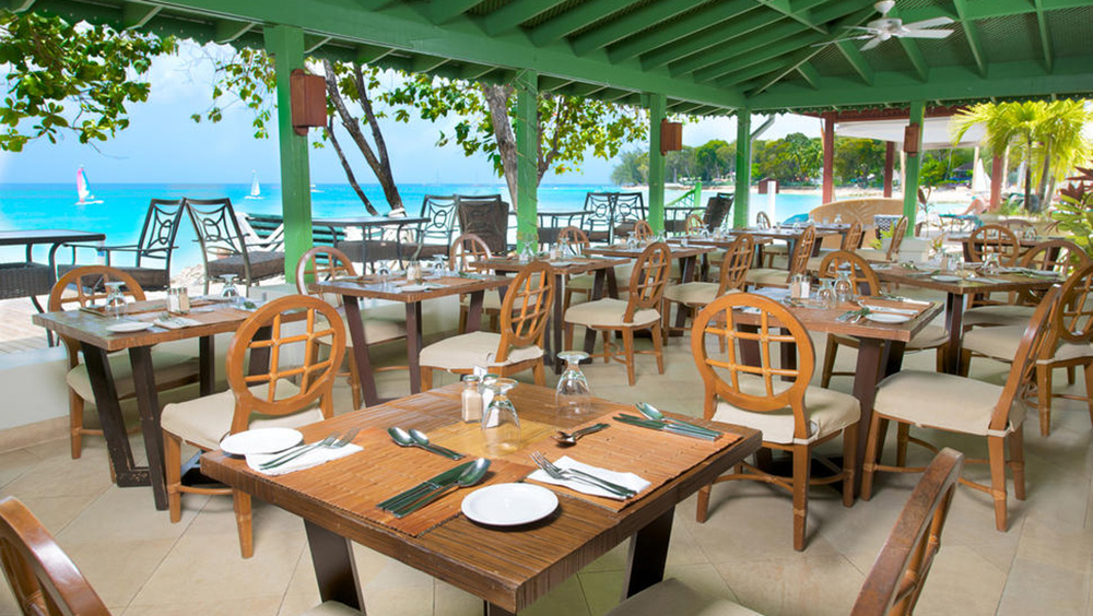Open air dining at Julian restaurant at Mango Bay