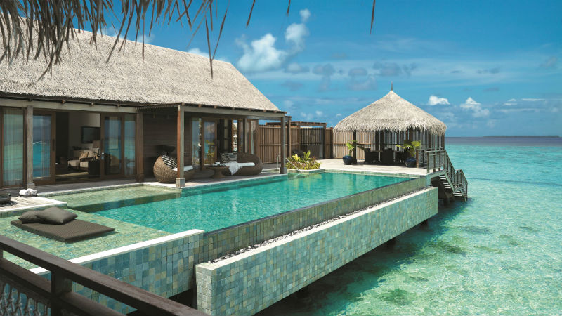 Villa Muthee deck and infinity pool Shangri La Villingili Maldives