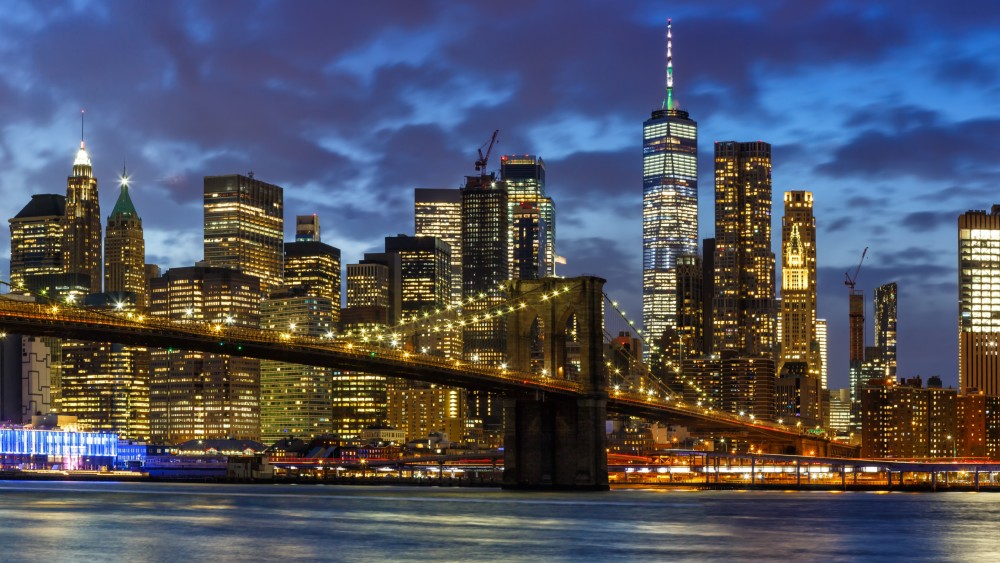 Brooklyn Bridge at night in New York